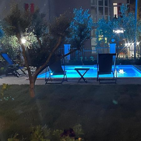 Belami Luxury Apartments อุลซิน ภายนอก รูปภาพ